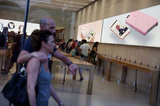 First in iPhone sales, Apple revenue streak ends
