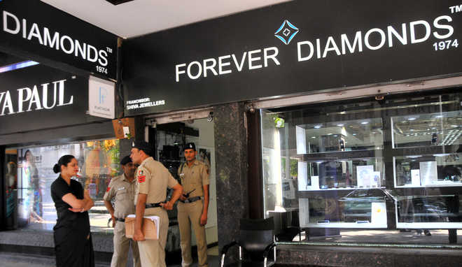 Diamond shop robbed at gunpoint in heart of Chandigarh