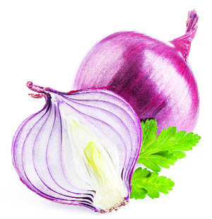 Onion prices fall below Rs 4 per kg