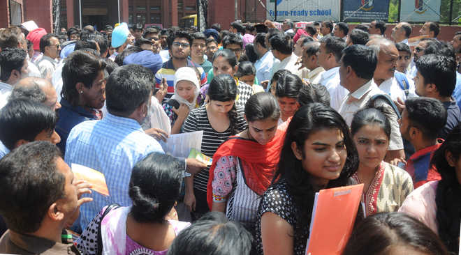 Medical admissions: NEET confusion continues as SC mulls options