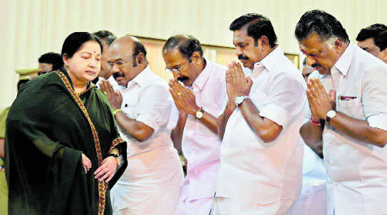 After oath, Amma orders free electricity, waives crop loan
