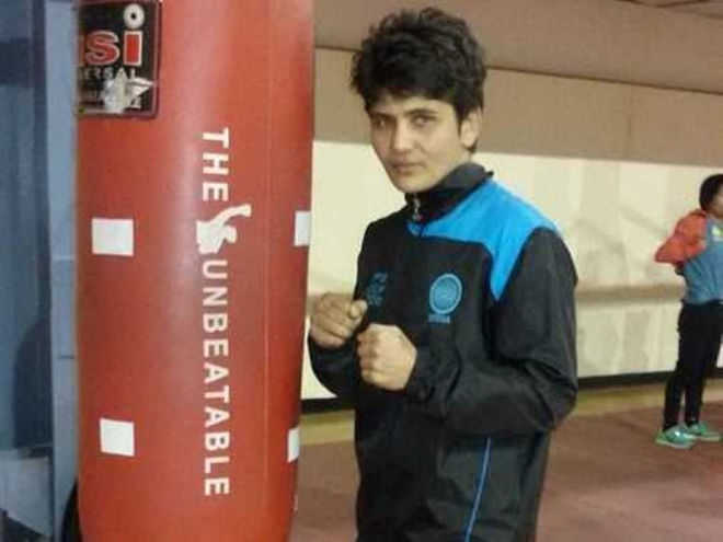 Haryana boxer Lather storms into   Worlds final