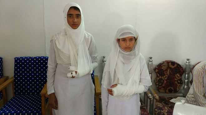 Hostel warden booked for thrashing Gujjar girls held
