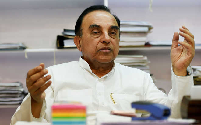 Focus on staying out of jail, Swamy advises Vadra