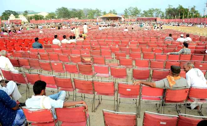 Less than expected turnout at rally, BJPleaders dejected