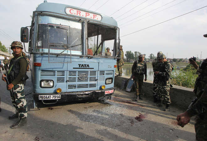 Armour plate for all CRPF buses in Valley