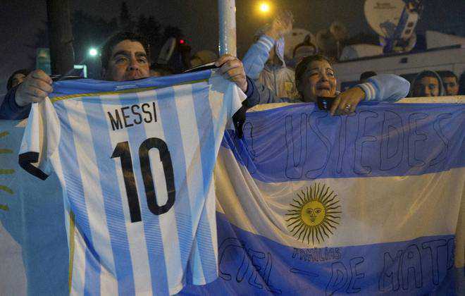 President, Maradona urge Messi to stay
