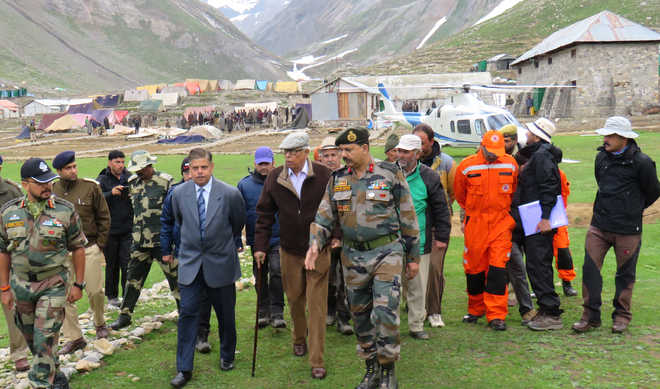 Governor reviews arrangements, pays visit to yatra camps