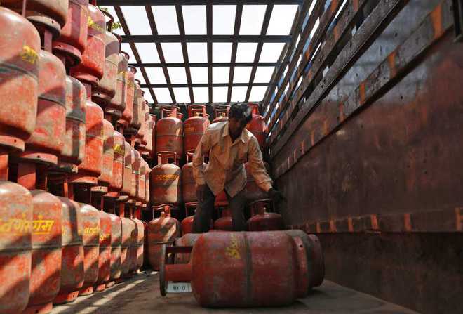 Non-subsidised LPG price cut by Rs 11; ATF to cost more