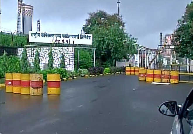Three workers killed in blast at RCF'&rsquo;s Mumbai plant - The Tribune