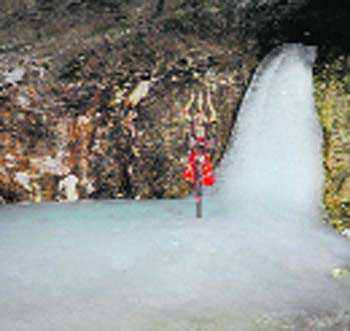 Amarnath yatris take Leh route