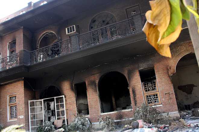 Khaps to apologise to FM for arson at Rohtak house