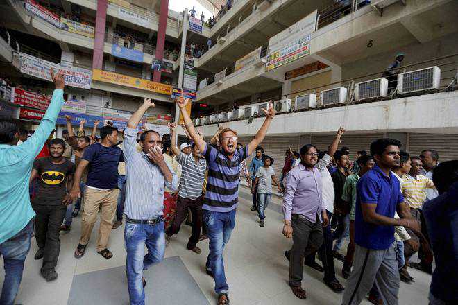 Saurashtra shut as Dalit unrest grips Gujarat