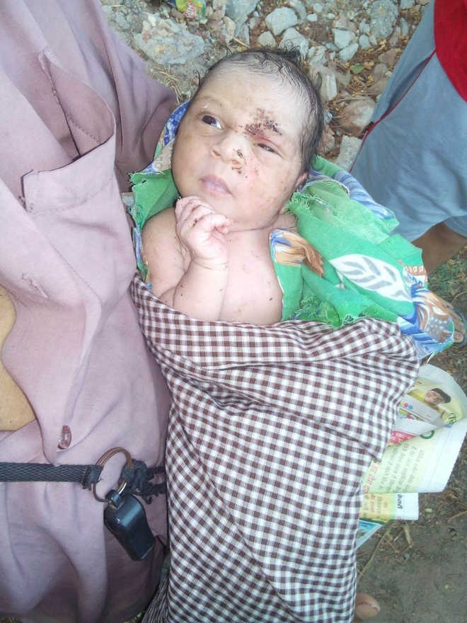 Abandoned newborn
girl rescued