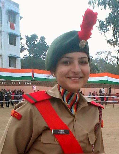 City girl cadet honoured with cash reward, aspires to join armed forces