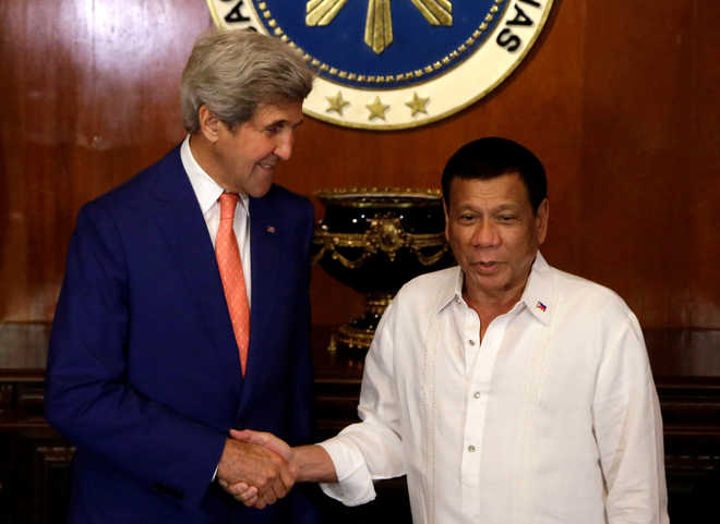 South China Sea: US avoiding confrontation, says Kerry