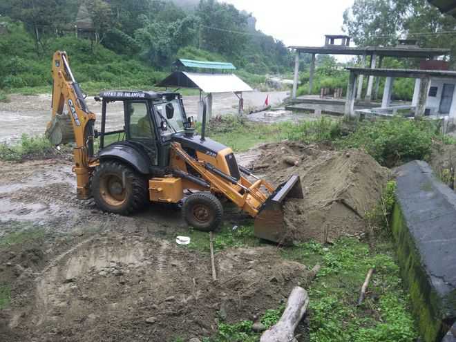 Roads constructed by mining mafia dismantled
