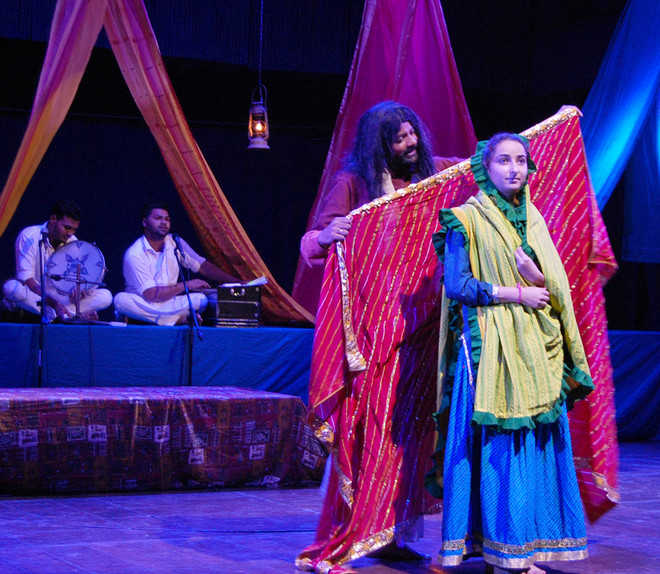 Manch Rangmanch performs at Natshala as Pak artistes denied visa