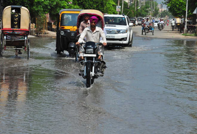 Problem of sewage overflow tests patience of city residents : The ...