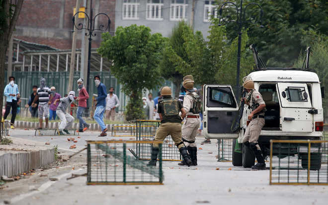 No judicial remedy for Kashmir issue, says SC