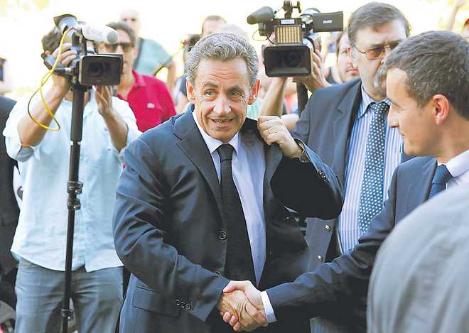 Sarkozy makes fresh bid for presidency
