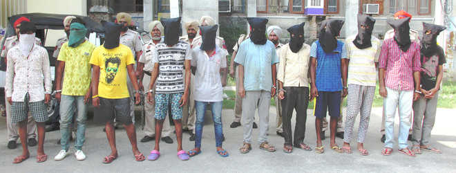 11 youths held, two gangs of chain-snatchers busted