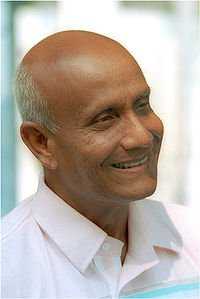 Chinmoy’s followers light record 72,000 candles on his 85th birthday
