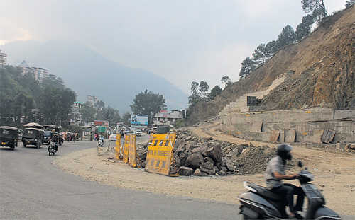 Small businesses bear the brunt in Himachal