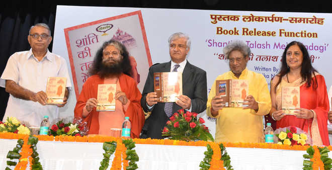 Governor releases Nagrath’s book ‘Shanti Ki Talash Mein Zindagi’