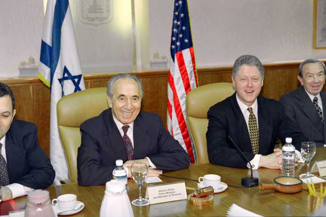 Ex-Israeli Prez Peres sees ‘real improvement’ but still serious