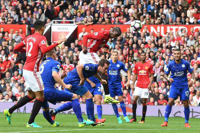 United dismantle Leicester 4-1