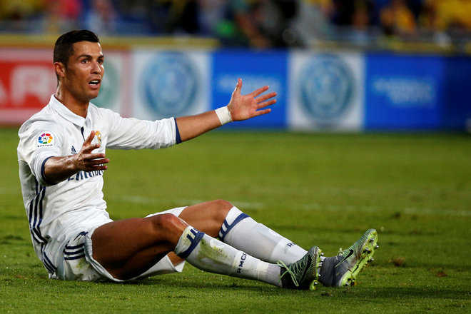 Ronaldo sulks as Real lose points