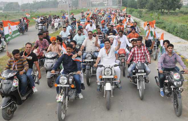 Congress workers hold ‘Pol Khol’ rally