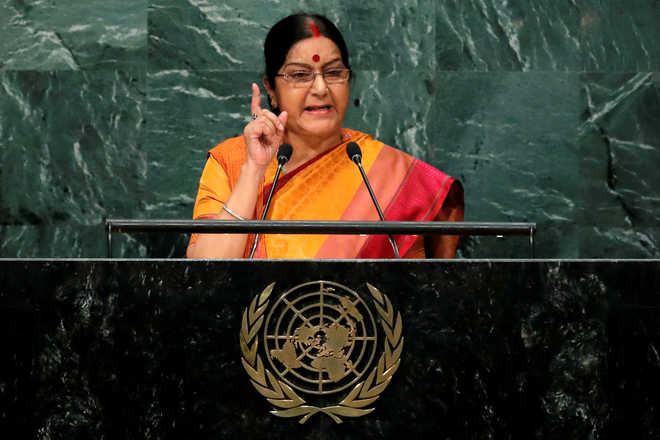 War of words between India and Pak after Sushma''s speech