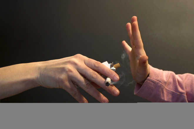 Unknown exposure to second-hand smoke may up mortality risk