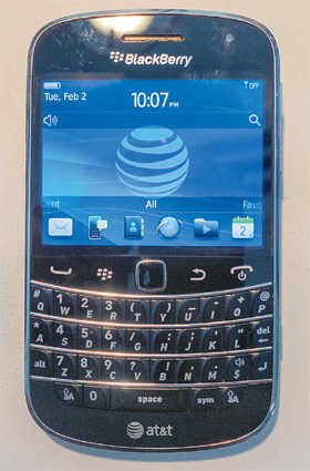 BlackBerry to stop handset production