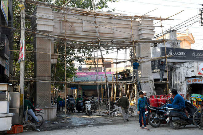 Karnal civic body takes up repair of entry gates