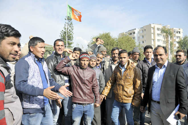 Dhanaulti MLA’s supporters protest ticket to Rajnath’s relative