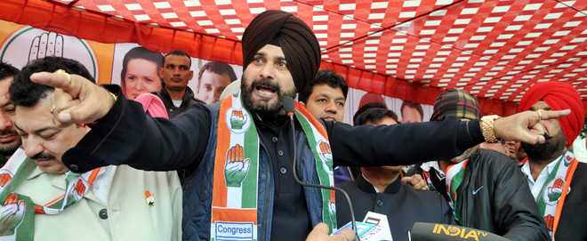 To defeat Badals, let’s unite: Sidhu to rebels