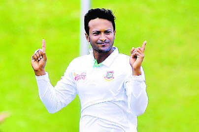 Shakib grabs three, Bangla back on track
