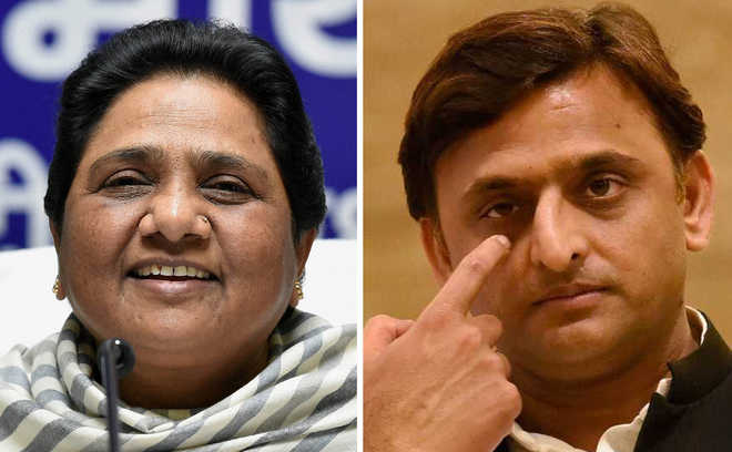 BSP govt ‘patthar wali sarkar’: Akhilesh; Mayawati hits back