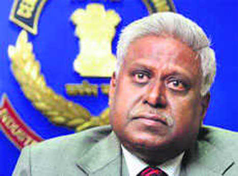 SC tells CBI to probe its former chief Sinha