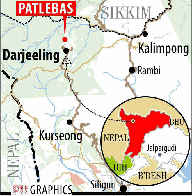 SI killed in Darjeeling clashes as police hunt for Gurung