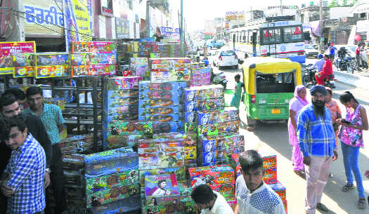 Illegal cracker sale rampant in Mohali