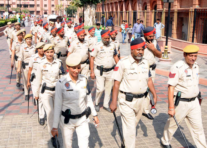 Now, cops to go in for foot patrolling in city