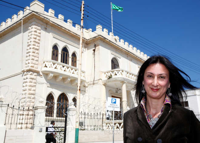 Car bomb kills Panama Papers journalist in Malta