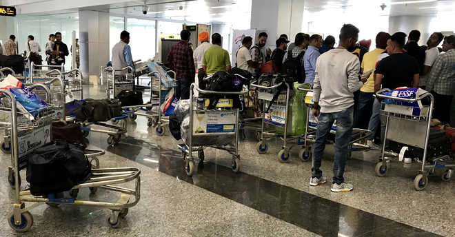 Fliers fume as flight from Dubai lands sans luggage