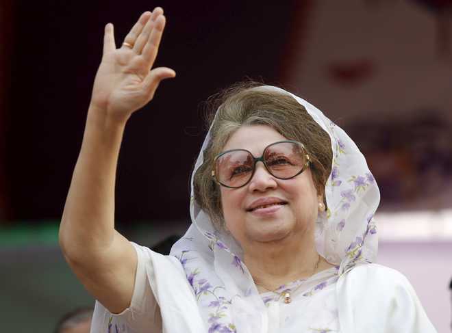 Khaleda Zia surrenders in court, gets bail in graft and defamation cases