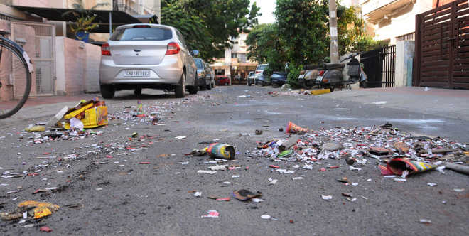 MC issues 80 challans for littering public places in city