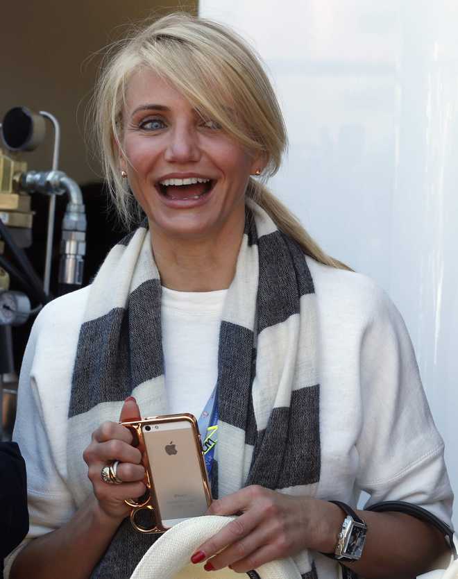 Cameron Diaz’s lost wallet returned by a homeless woman